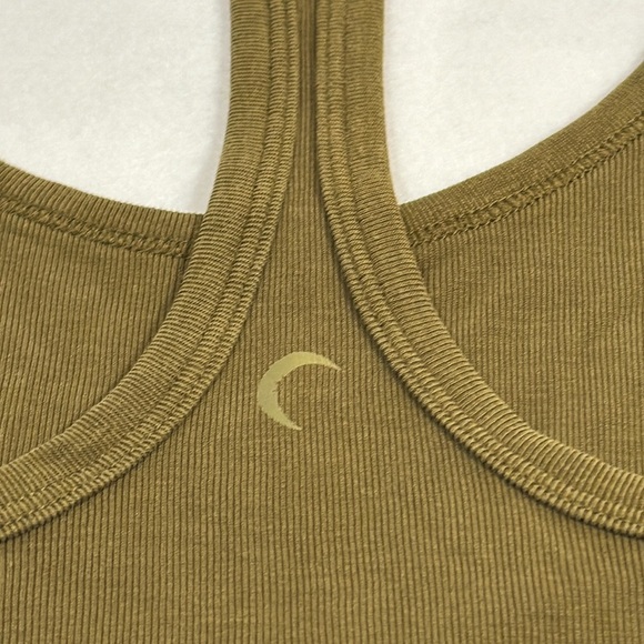 Zyia Active Olive Green Vida Scrunchy Racer Tank Top Women's Medium Assymetrical - Picture 5 of 8